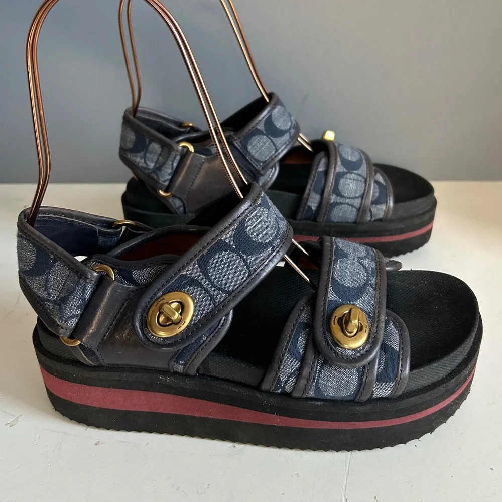 Y2K Coach Signature Logo Platform Trail Sandals Size 6 Turnlock Jacquard Blue